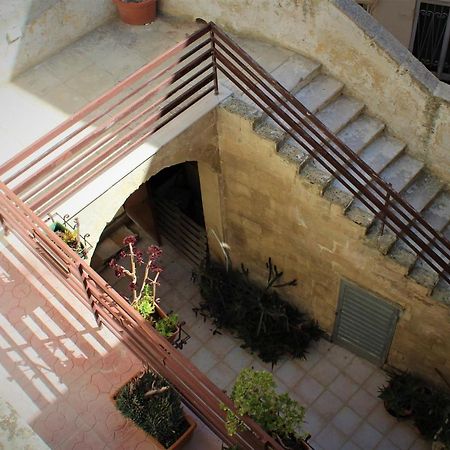 레체 Dimora Vico Dei Nohi B&B 외부 사진